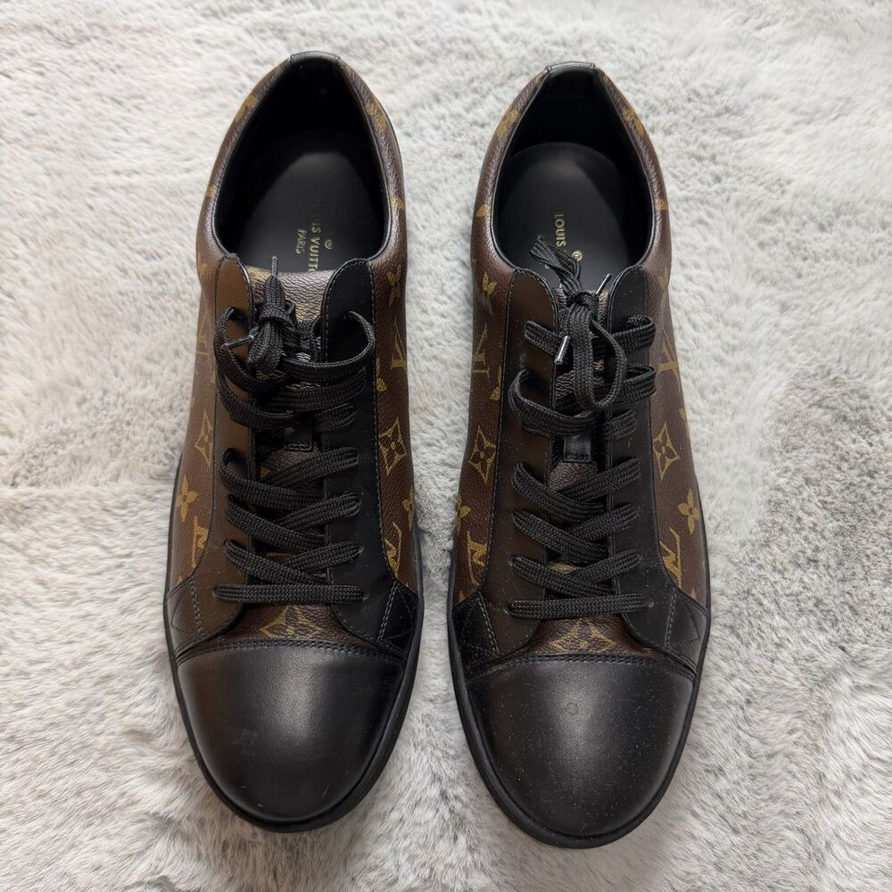 LOUIS VUITTON LV MONOGRAM BROWN SHOES SNEAKERS AUTHENTIC Size 10 - Picture 2 of 8